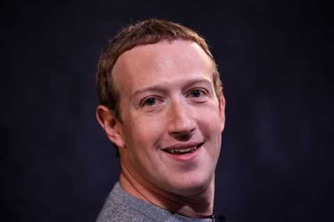 Mark Zuckerberg & T-Pain Release Acoustic Duet of Lil Jon’s ‘Get Low’