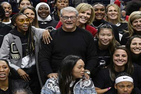 Geno Auriemma becomes all-time winningest NCAA basketball coach — and UConn brought out a real goat ..