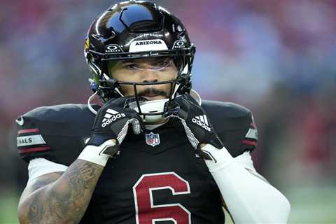 James Conner inks two-year extension with Cardinals to avoid free agency
