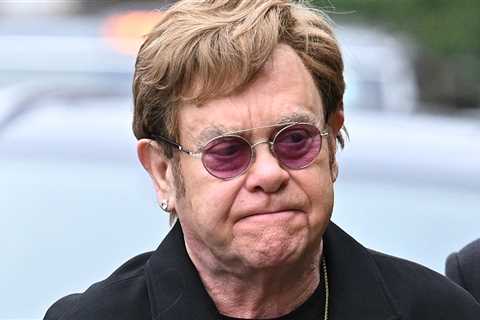 Elton John Says He's Lost His Eyesight After His Battle With an Infection