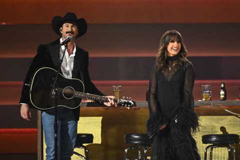 Ella Langley & Riley Green’s ‘You Look Like You Love Me’ Sidles Up to No. 1 on Country Airplay Chart