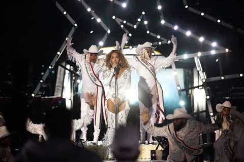 Beyoncé’s Christmas Day Halftime Show Is Coming As a Special on Netflix