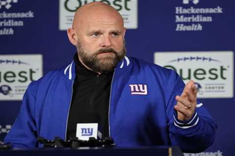 NFL Week 17 predictions: Picks against the spread for every game