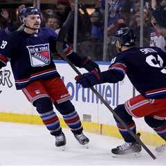 Rangers clinging to playoff hopes after promising five-game stretch