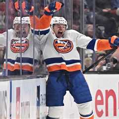 Mathew Barzal finally resembling old self in needed Islanders boon