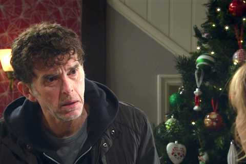 Emmerdale: Marlon Dingle hiding dark secret about daughter April's disappearance