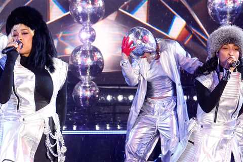 TLC’s Greatest Hits Shine on New Year’s Rockin’ Eve 2024