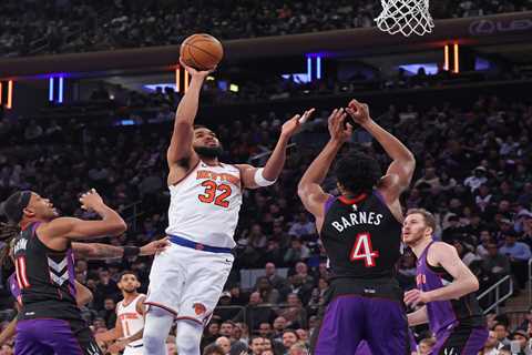 Karl-Anthony Towns returns in style in Knicks’ skid-busting victory over Raptors