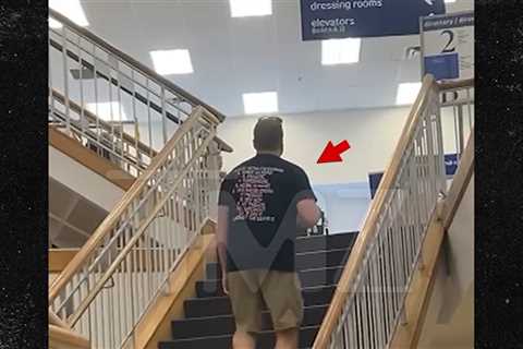 Spencer Pratt Still Wearing The Shirt Off His Back Days After House Burned Down