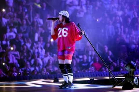 Billie Eilish, Lady Gaga & More Stars to Join FireAid Benefit Concert for L.A. Wildfire Victims