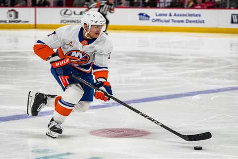 Islanders’ Max Tsyplakov relishing newfound villain role: ‘So fun’