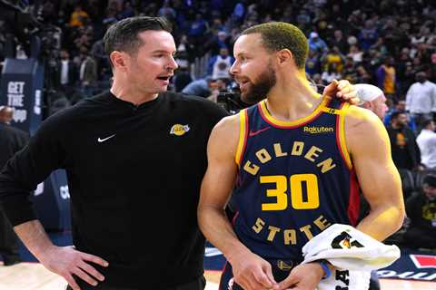 Steph Curry gifts JJ Redick’s sons jerseys after losing their home in LA wildfires