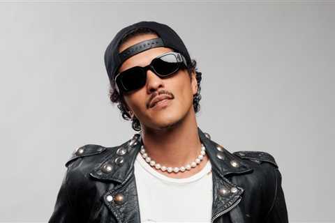 Bruno Mars Makes Spotify History as First Artist to Reach 150 Million Monthly Listeners