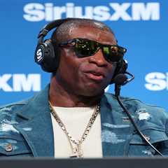 Deion Sanders’ three-word message to son Shedeur while fighting to be No. 1 NFL draft pick