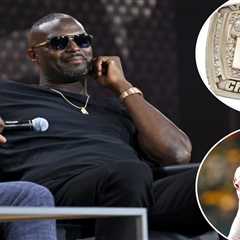 Former Giants star Plaxico Burress’ Super Bowl ring sells for near-record $280K at auction