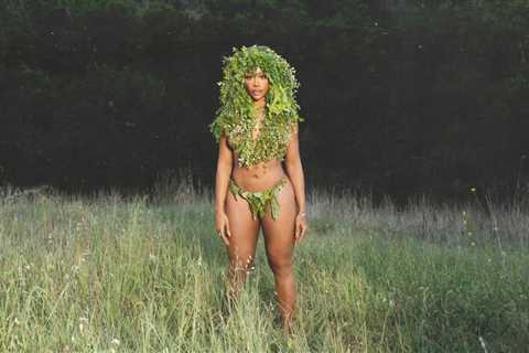 SZA Adds 4 New Tracks to ‘SOS Deluxe: Lana’ Just Ahead of Super Bowl Halftime Performance