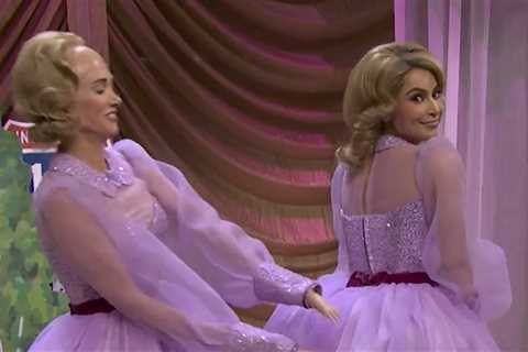 Kristen Wiig Plays Kim Kardashian's Butt Like Bongos on 'SNL50'