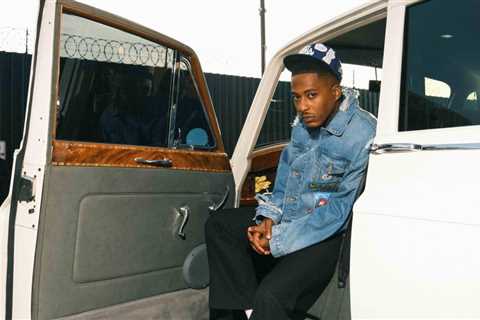 West Coast Star AZ Chike Signs With Warner Records, Drops New Single ‘Whatx2’