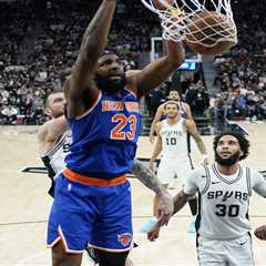 Knicks’ Mitchell Robinson not ruled out for Hornets game for ‘injury management’ — yet