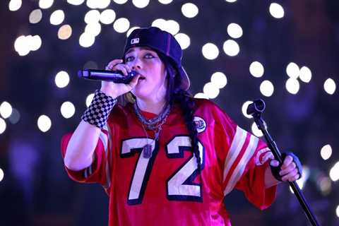 Billie Eilish Tops ARIA Albums Chart Again