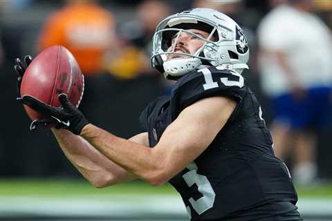 Hunter Renfrow visits Raiders with potential NFL comeback looming