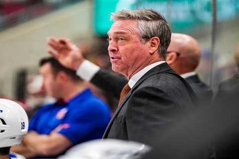 Islanders spiral farther from playoffs as skid hits five with loss to Hurricanes