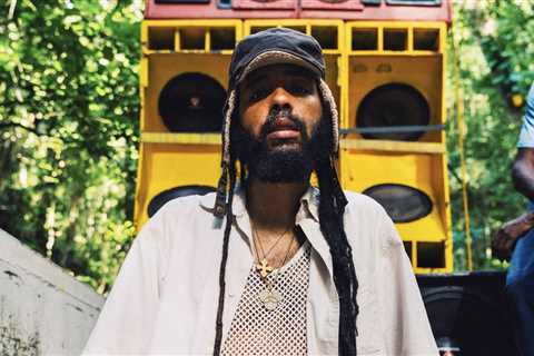 Reggae/Dancehall Fresh Picks of the Month: Chronic Law, Joé Dwèt Filé & Burna Boy, Yaksta, Ding..
