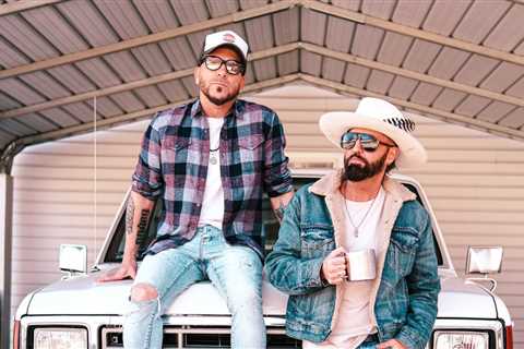 LOCASH Leads Country Airplay Chart for First Time Since 2016 With ‘Hometown Home’