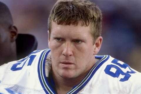 Former NFL Linebacker Dean Wells Dead At 54 After Cancer Battle