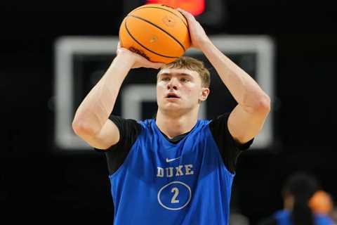 2025 March Madness Final Four predictions: Duke vs. Houston, Florida vs. Auburn
