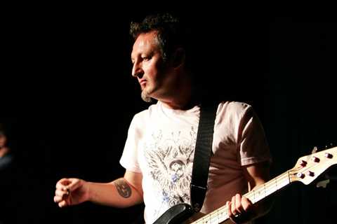 Dave Allen, Former Gang of Four Bassist, Dies at 69