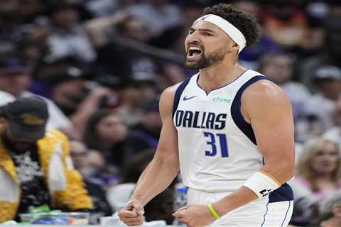 Mavericks advance in play-in tournament with win over Kings