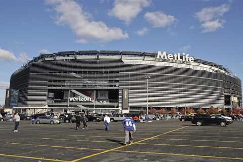 FIFA calling for volunteers for 2025 Club World Cup at MetLife Stadium