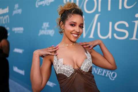 Tinashe Says She Always Brings Her PS5 on Tour To Play This Game
