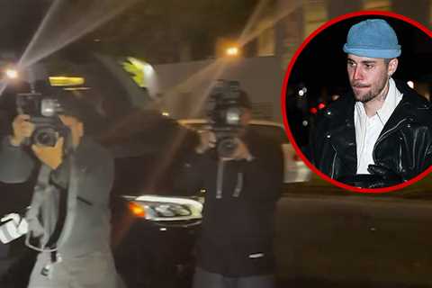 Justin Bieber's Battle With the Paparazzi Escalates, Video Shows