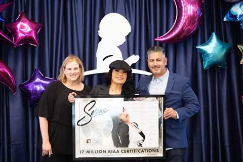 Selena Quintanilla Honored With RIAA Lifetime Achievement & More Uplifting Moments in Latin Music