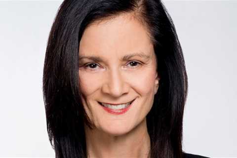 Leslie Fram Launches FEMco, a Multi-Faceted Consulting Company Focused on Advancing Artists