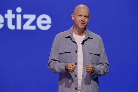 Spotify Reports 12% Rise in Paid Subscribers for $4.5 Billion First Quarter Revenue