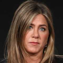 Jennifer Aniston Was Home When Man Crashed Car Through Gates, Cops Say