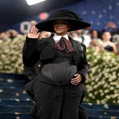 Ciara Says She and Rihanna Joked About ‘Quatro For Her’ After Singer Revealed Third Pregnancy at..