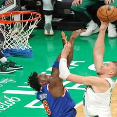 Kristaps Porzingis likely to play in Game 2 after exiting Game 1 early