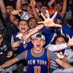 Knicks fans go wild outside Garden after thrilling Game 4 win over Celtics