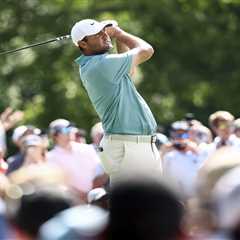 Scottie Scheffler grabs lead at PGA Championship thanks to closing tear