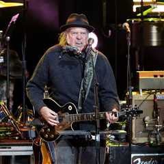 Neil Young Slams President Trump After ‘Out of Control’ Bruce Springsteen & Taylor Swift Rants