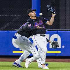 Mets lose challenge on bizarre play that confused everyone