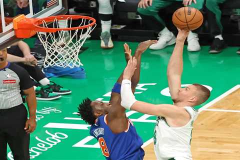 Kristaps Porzingis likely to play in Game 2 after exiting Game 1 early