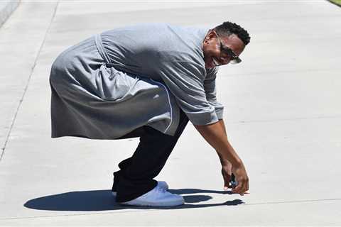 Paul Pierce swears off bets after 20-mile walk of shame