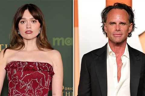 Walton Goggins Avoids 'White Lotus' Feud Chatter During ‘SNL’ Hosting Gig