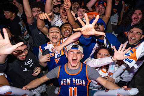 Knicks fans go wild outside Garden after thrilling Game 4 win over Celtics