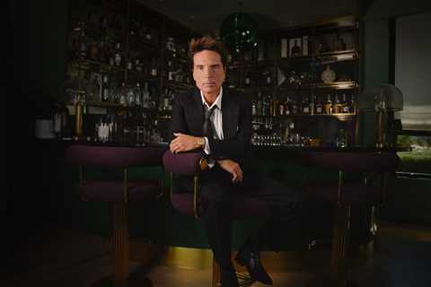 Richard Marx Reveals His Secret Weapon for Touring